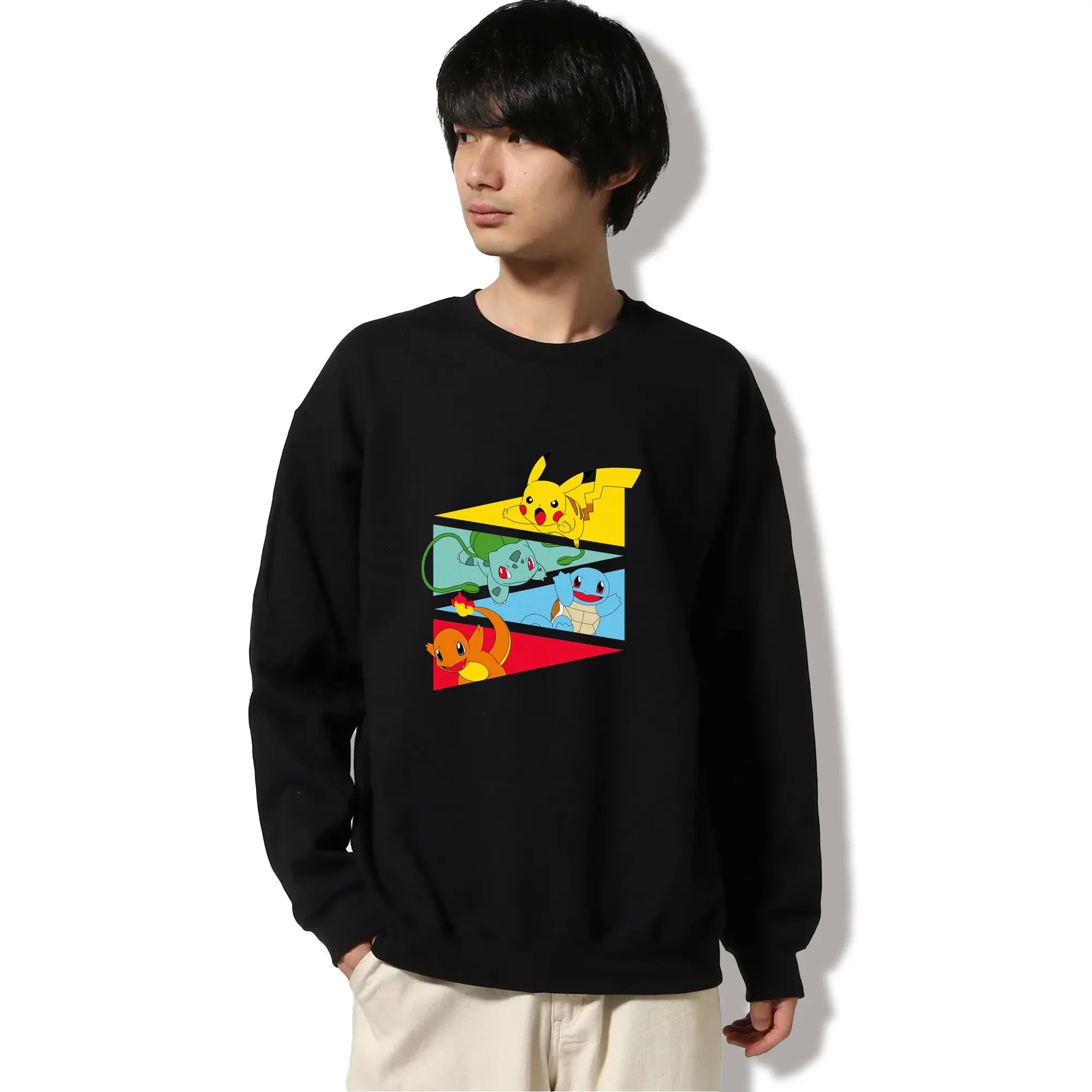 ポケモン　リザードンとピカチュウ