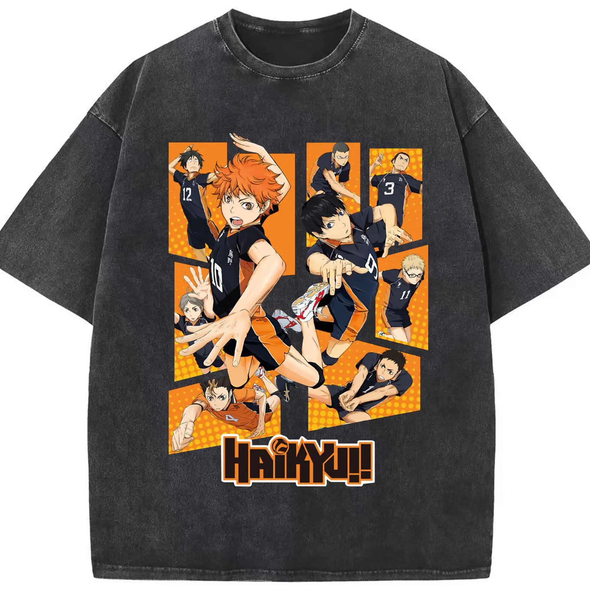 ハイキュー！！烏野高校 全メンバー クイック攻撃 - 綿100％ ヴィンテージ風 半袖Tシャツ ・ フロントプリント ・ 柔らか肌触り ・ 通気性 快適 ・ スポーツ カジュアル 外出用