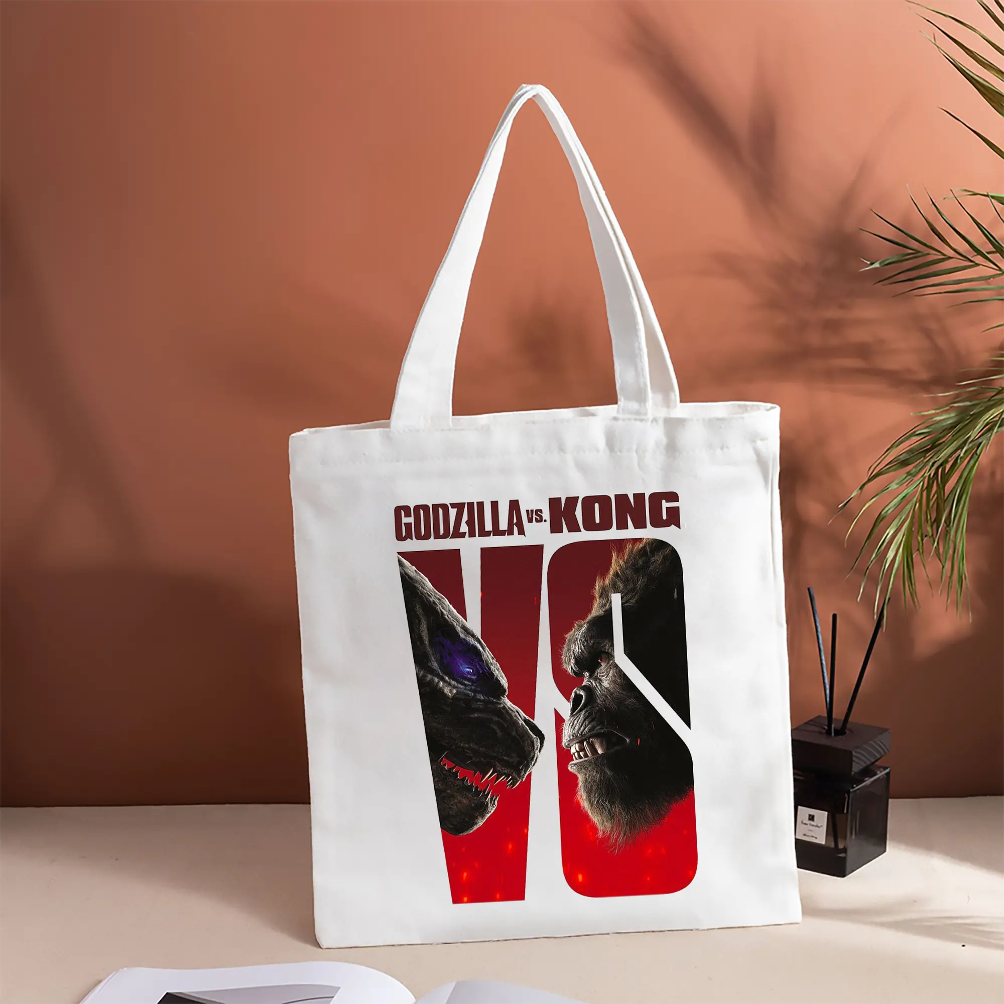 ゴジラ × コング 怪獣映画 怪獣バトル